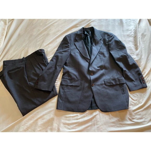 Chaps Ralph Lauren Suit Mens Wool Gray‎ 2 Button Coat 40R -Pleated Cuffed Pants